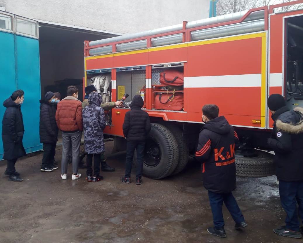 Шу қаласы "Ыбырай Алтынсарин атындағы орта мектебі"КММ