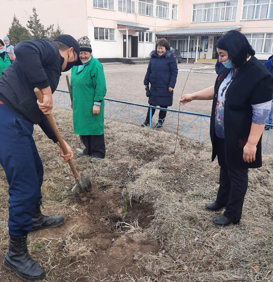 Шу қаласы "Ыбырай Алтынсарин атындағы орта мектебі"КММ